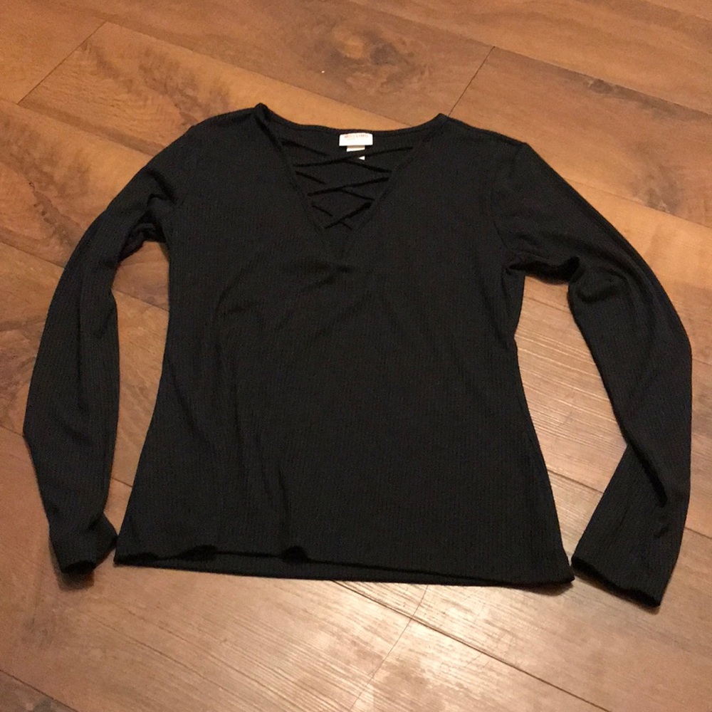 Mossimo Black long sleeve shirt